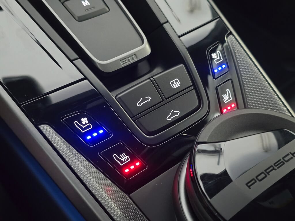 New 2026 Porsche 911 Carrera 4S AWD/4WD image 42