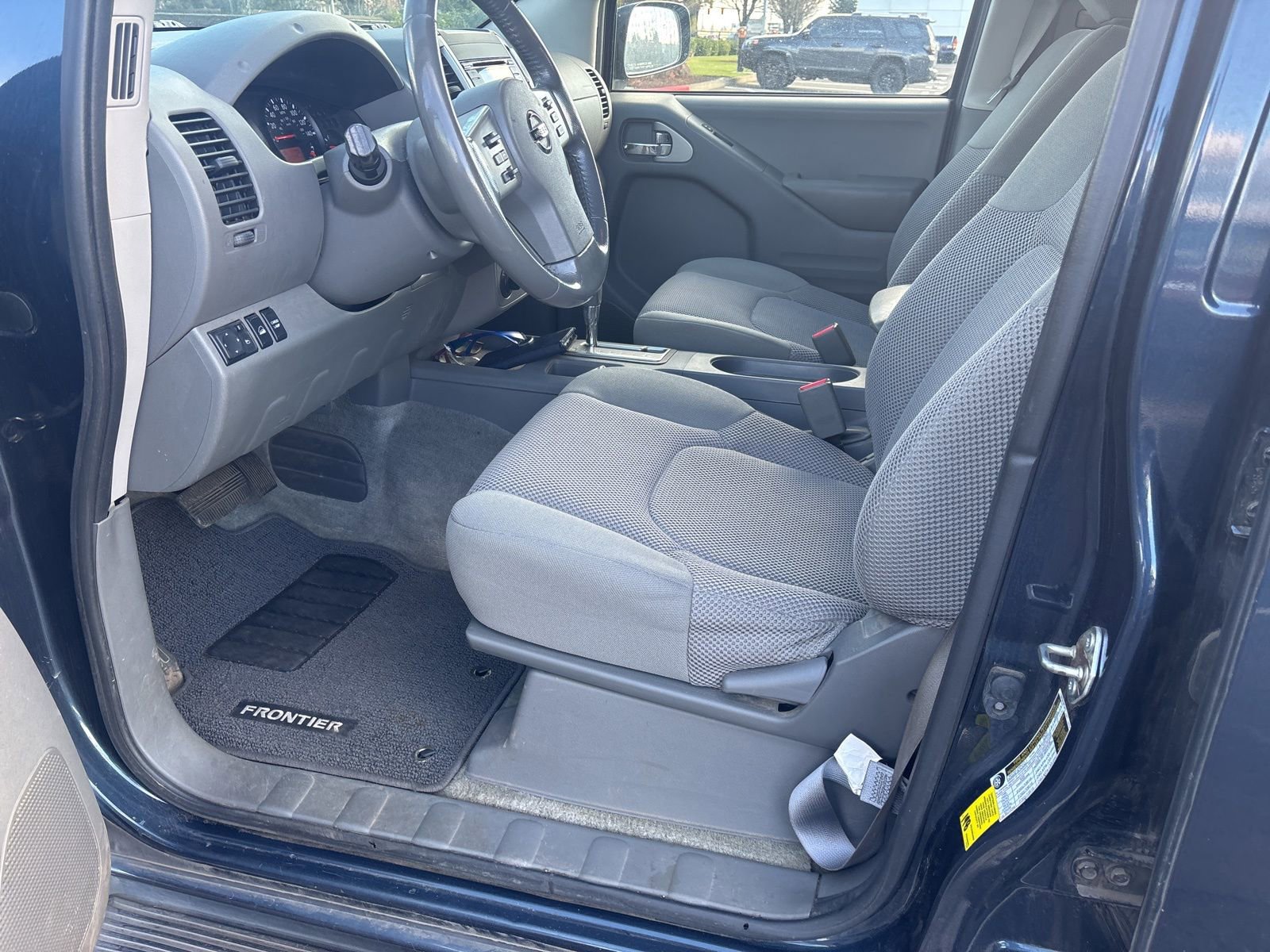 Used 2018 Nissan Frontier SV w/ Value Truck Package image 2