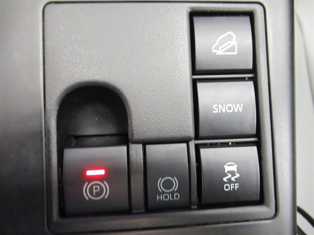 Used 2024 Toyota Highlander XLE image 29