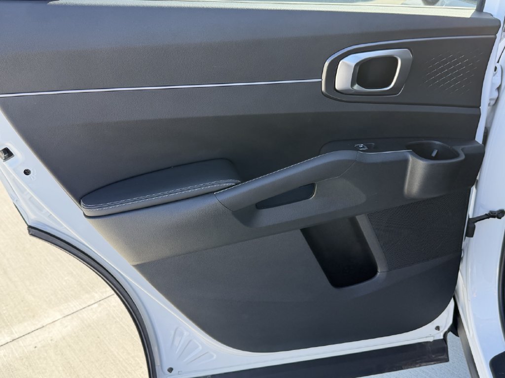 Used 2026 Kia Sorento S w/ S Panoramic Sunroof Package FWD image 23
