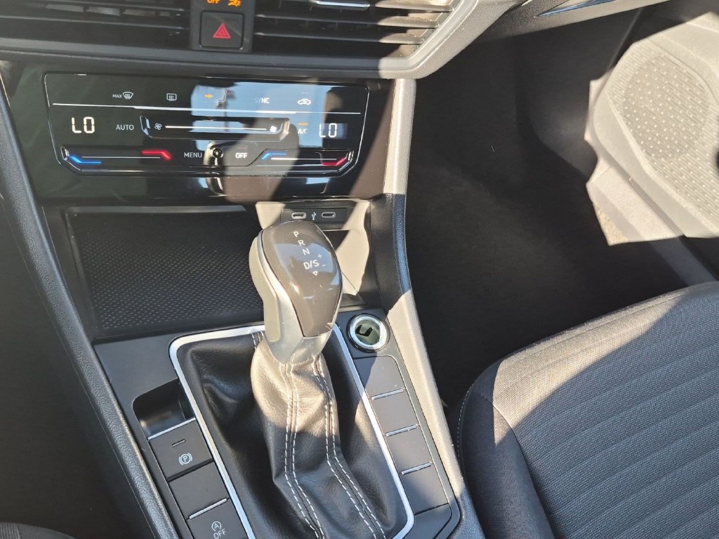 Used 2025 Volkswagen Jetta S FWD image 18