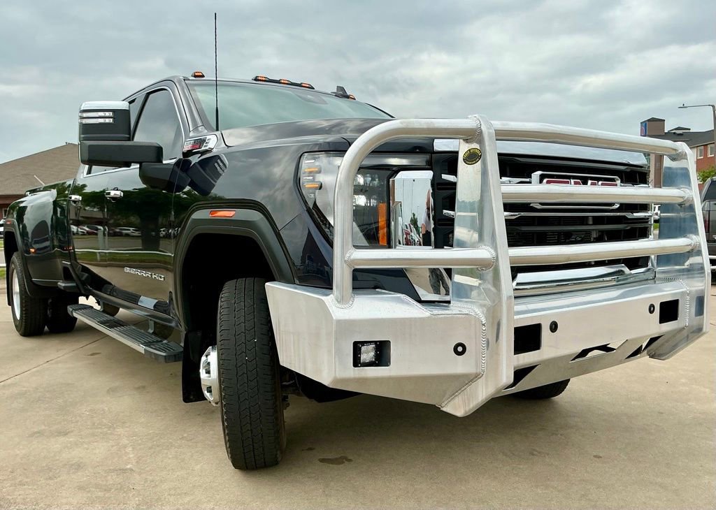 Used 2024 GMC Sierra 3500 SLT w/ SLT Premium Package image 2
