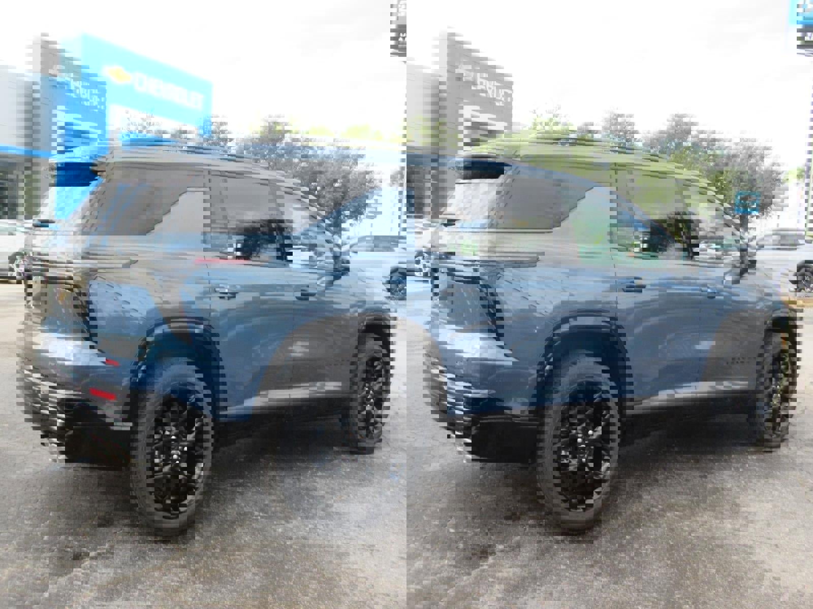 New 2026 Chevrolet Traverse RS image 4