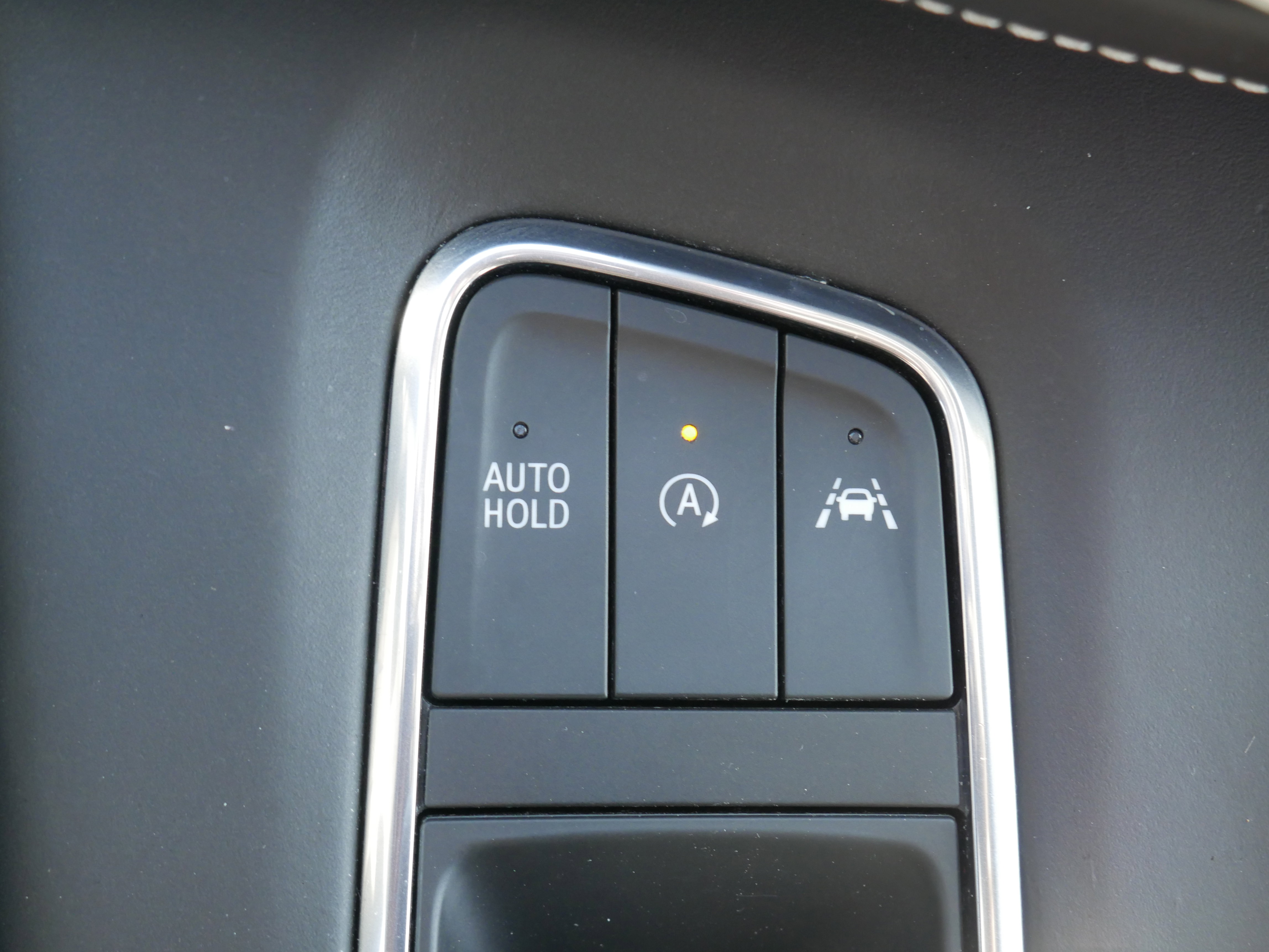 Used 2021 Cadillac Escalade Premium Luxury Platinum w/ Heavy-Duty Trailer Package image 29