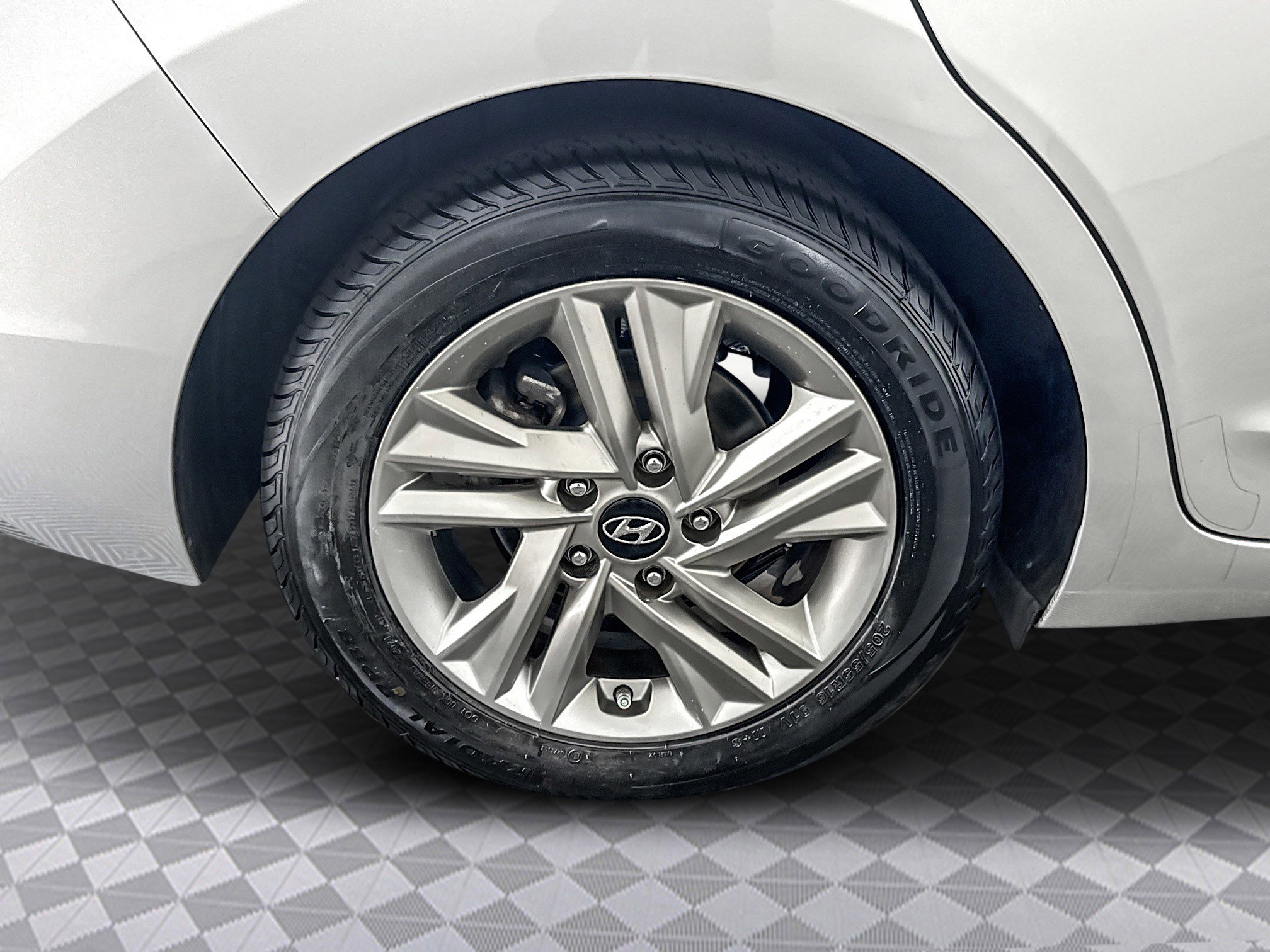 Used 2019 Hyundai Elantra SEL w/ Cargo Package image 37