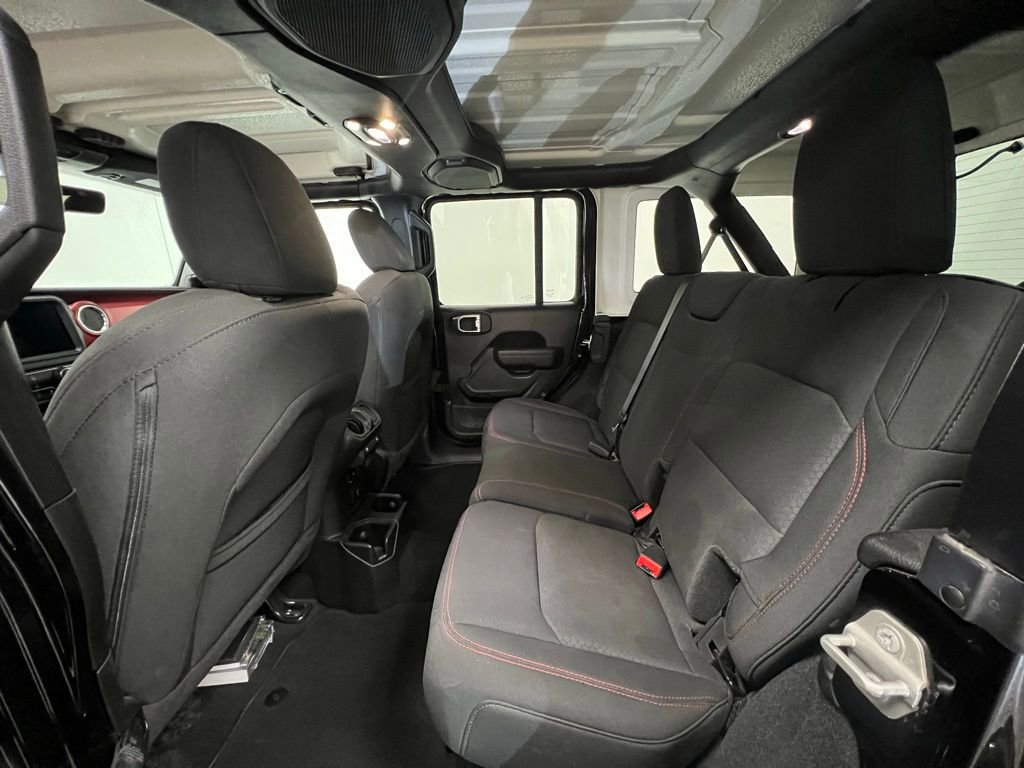 Used 2023 Jeep Wrangler Unlimited Rubicon image 5