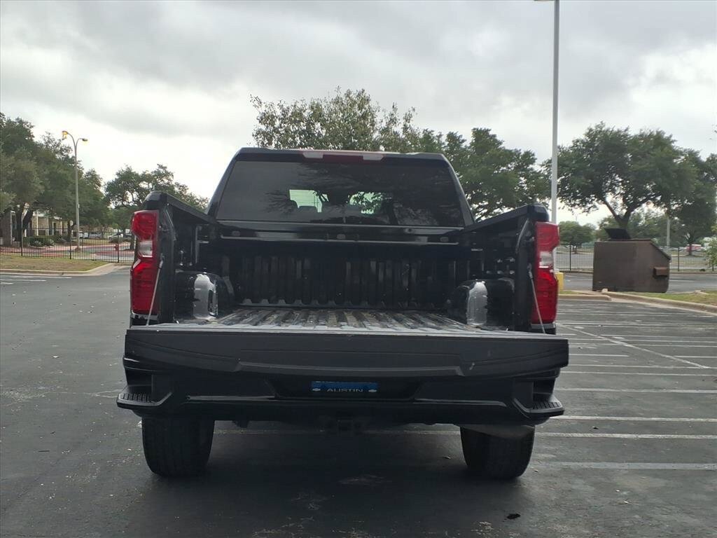 Used 2025 Chevrolet Silverado 1500 Custom RWD image 16
