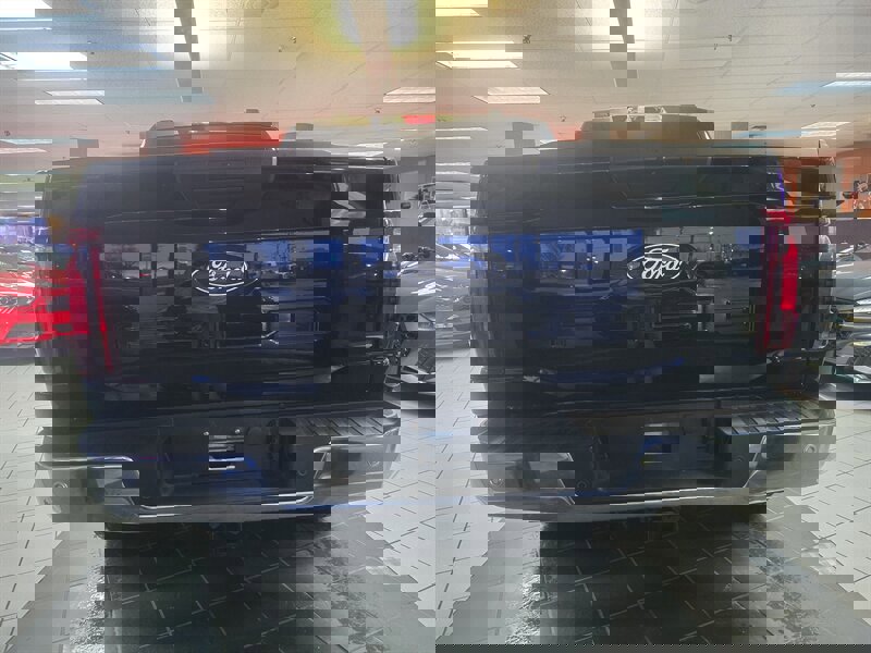 Used 2025 Ford F150 XLT w/ Equipment Group 301A Standard image 5