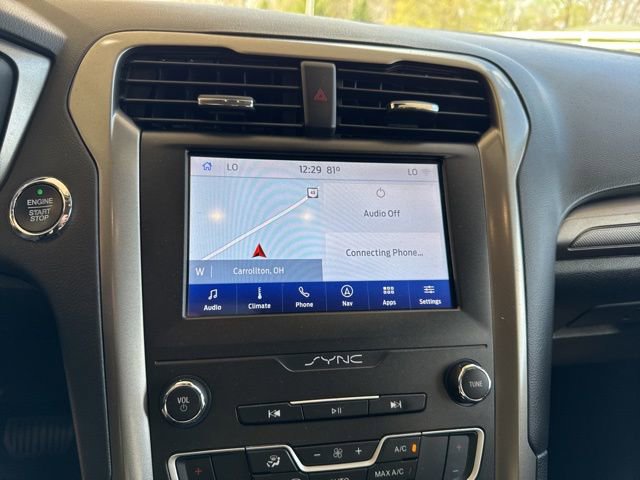 Used 2020 Ford Fusion SE image 13