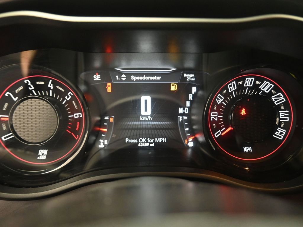 Used 2021 Dodge Challenger SXT w/ Blacktop Package image 6