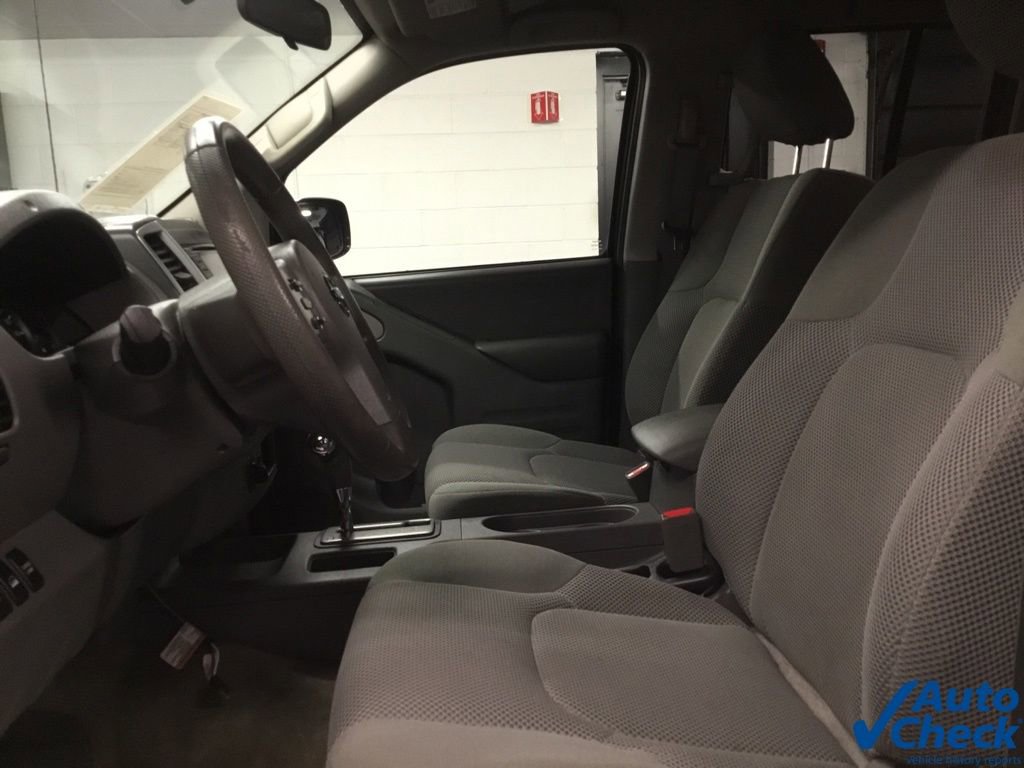 Used 2017 Nissan Frontier SV image 30