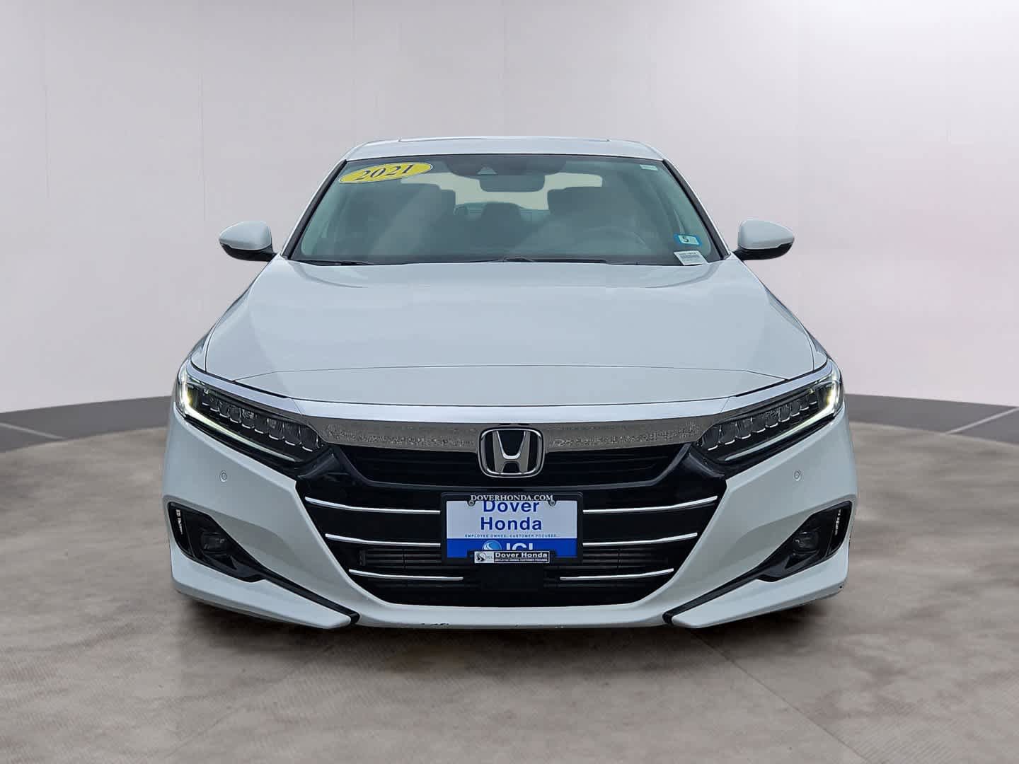 Certified 2021 Honda Accord EX-L image 2