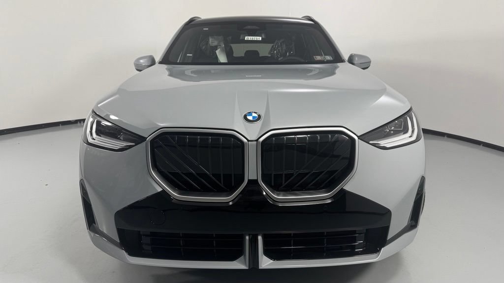 New 2026 BMW X3 xDrive30i w/ M Sport Package AWD/4WD image 2