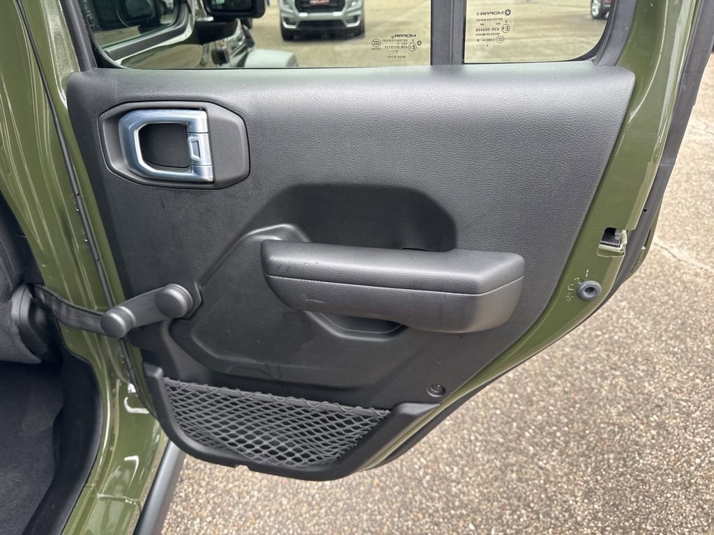Used 2021 Jeep Wrangler Unlimited Sport AWD/4WD image 34
