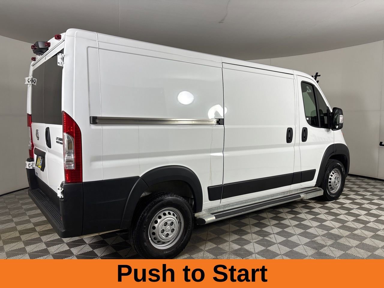 Used 2025 RAM ProMaster 2500 w/ U-Haul Equipment Group FWD image 5