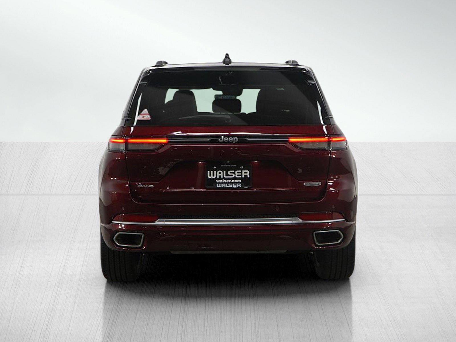 Used 2022 Jeep Grand Cherokee Summit image 4