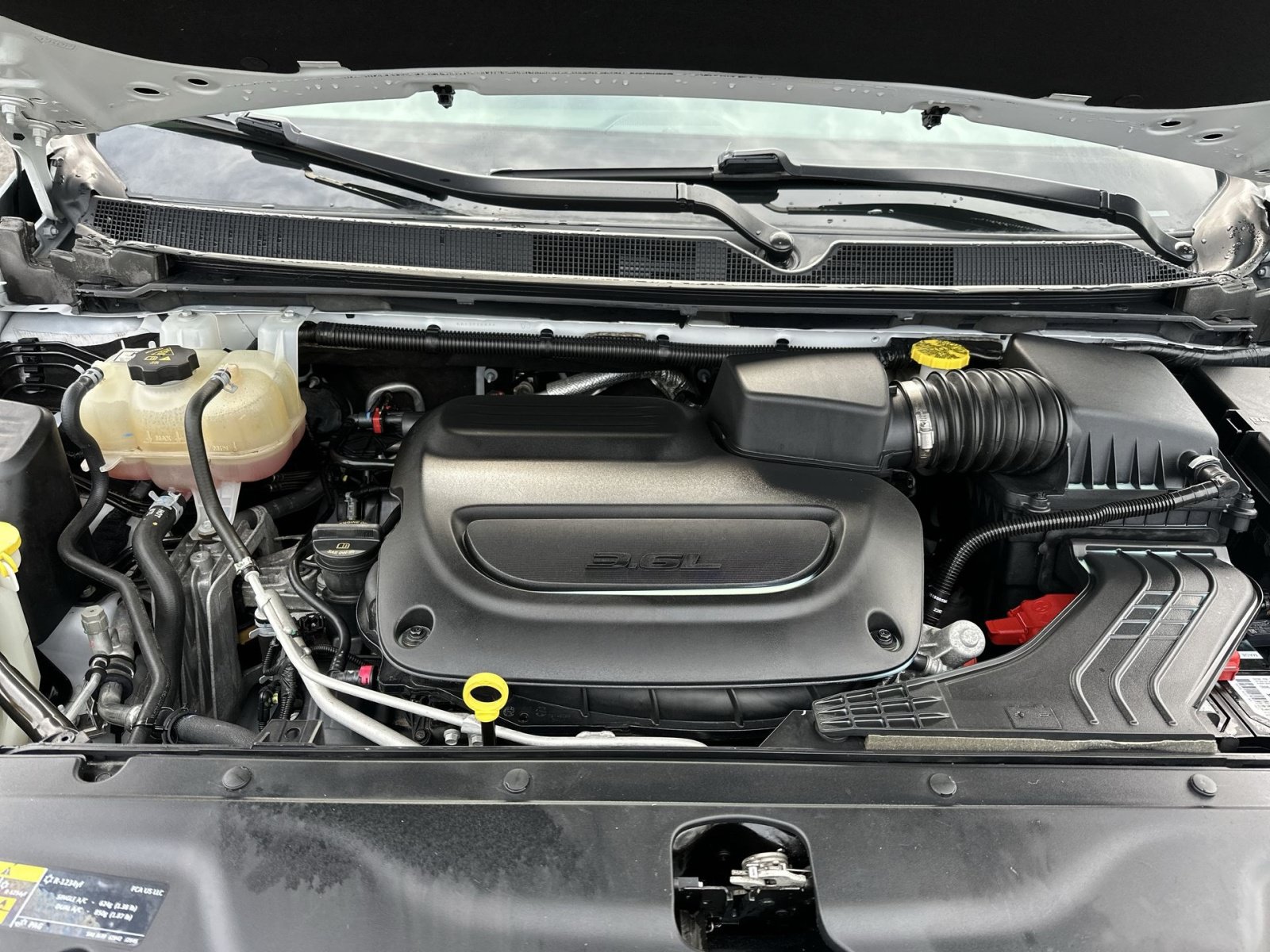 Used 2022 Chrysler Pacifica Touring-L FWD image 14