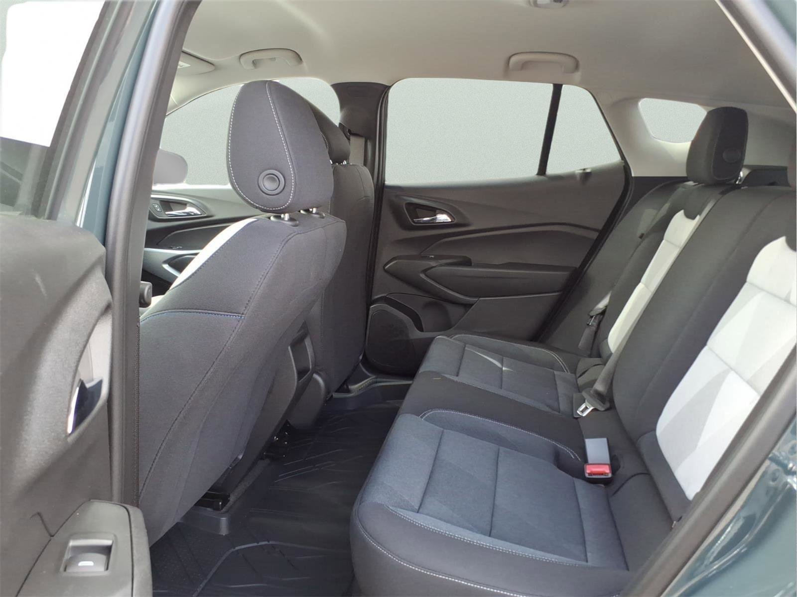 New 2026 Chevrolet Trax LS image 10