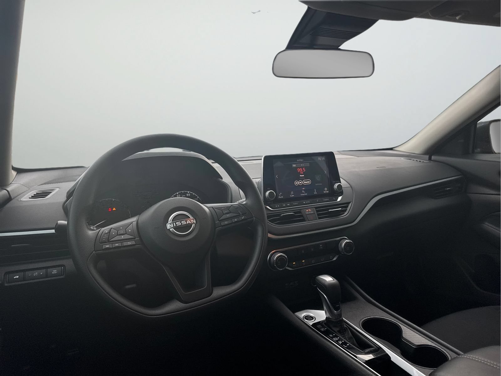 Certified 2025 Nissan Altima 2.5 S FWD image 14