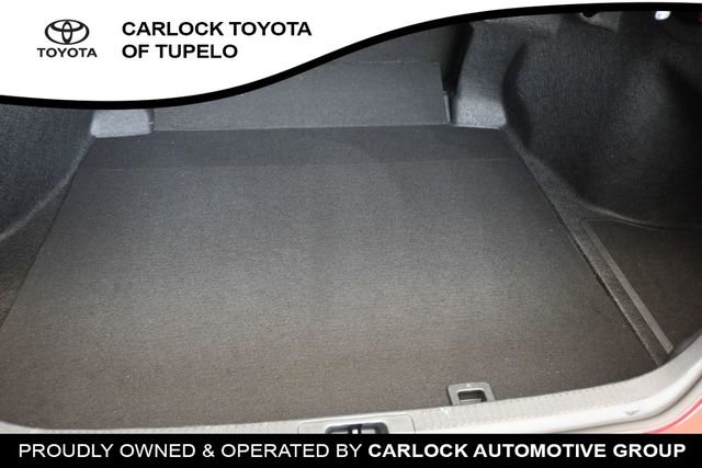 Used 2025 Toyota Camry SE w/ Convenience Package FWD image 29