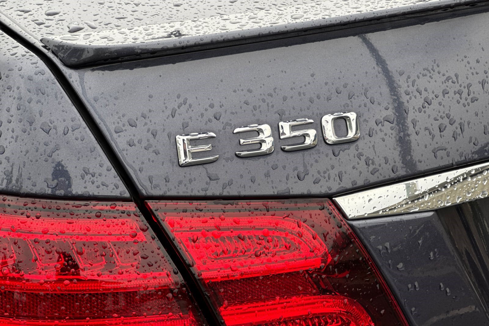 Used 2015 Mercedes-Benz E 350 Sedan image 38