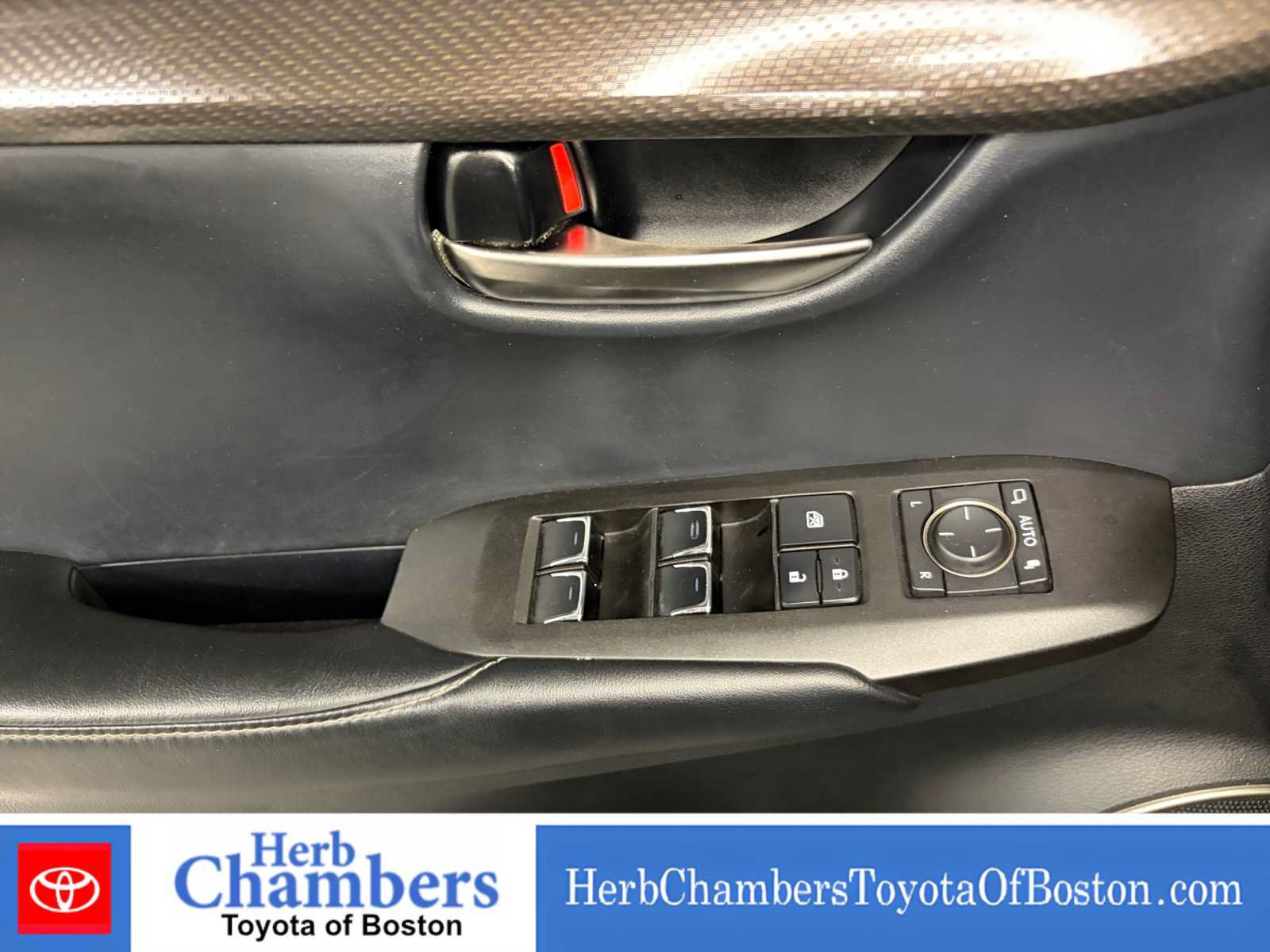 Used 2020 Lexus NX 300h AWD w/ Comfort Package image 16