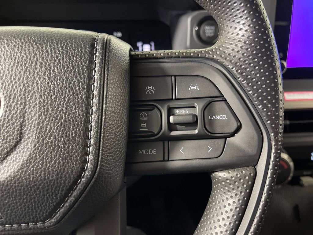 Certified 2024 Toyota Tacoma SR5 AWD/4WD image 27