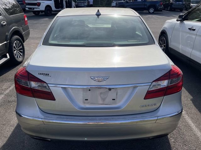 Used 2013 Hyundai Genesis 3.8 w/ Premium Pkg image 5