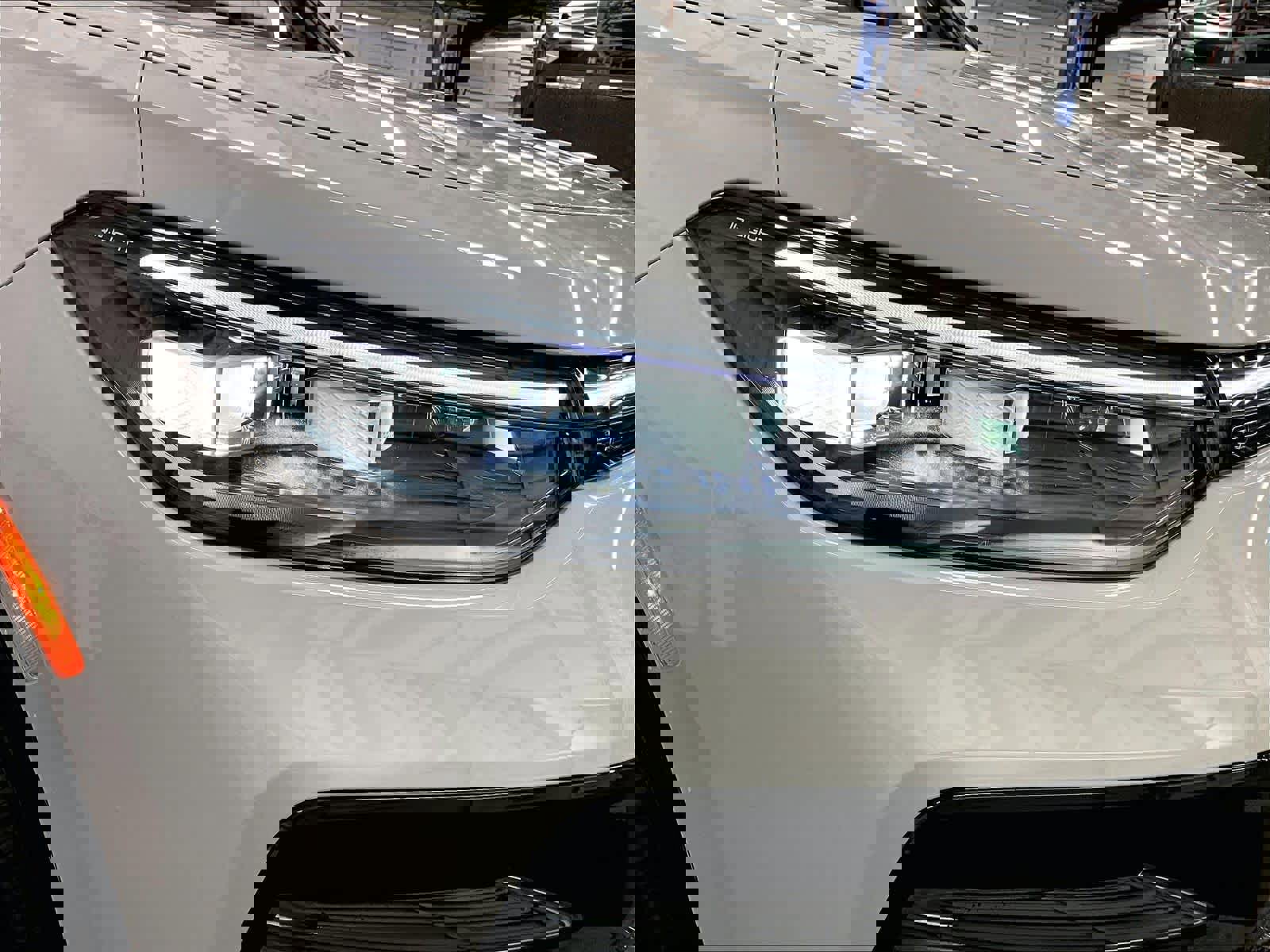 New 2026 Volkswagen Tiguan SEL R-Line image 34