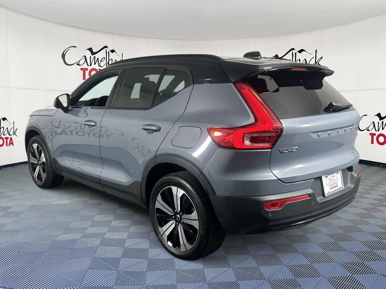 Used 2023 Volvo XC40 Recharge Plus AWD/4WD image 6