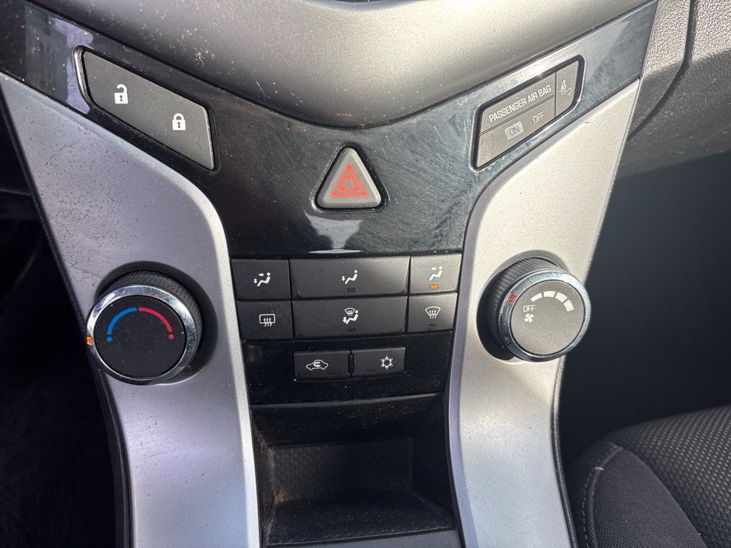 Used 2012 Chevrolet Cruze LT w/ RS Package FWD image 18