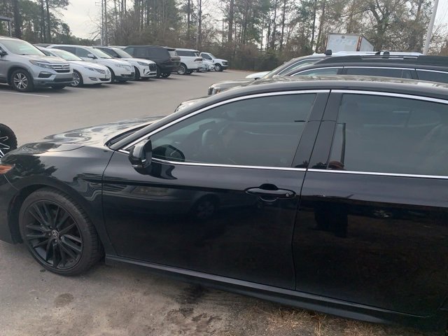 Used 2022 Toyota Camry XSE w/ Navigation Package image 3