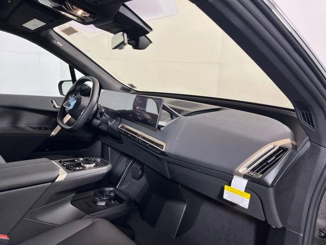 New 2026 BMW iX xDrive60 w/ Premium Package image 17