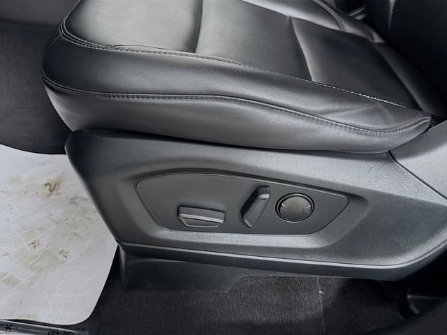 Used 2022 Ford Explorer XLT w/ Equipment Group 202A image 19