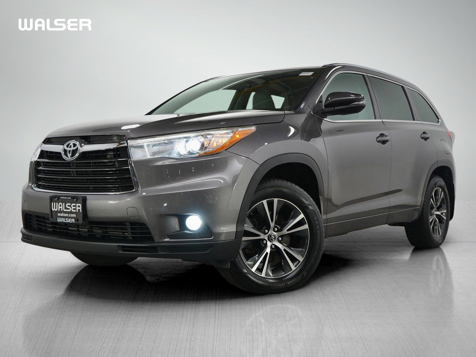 Used 2016 Toyota Highlander XLE