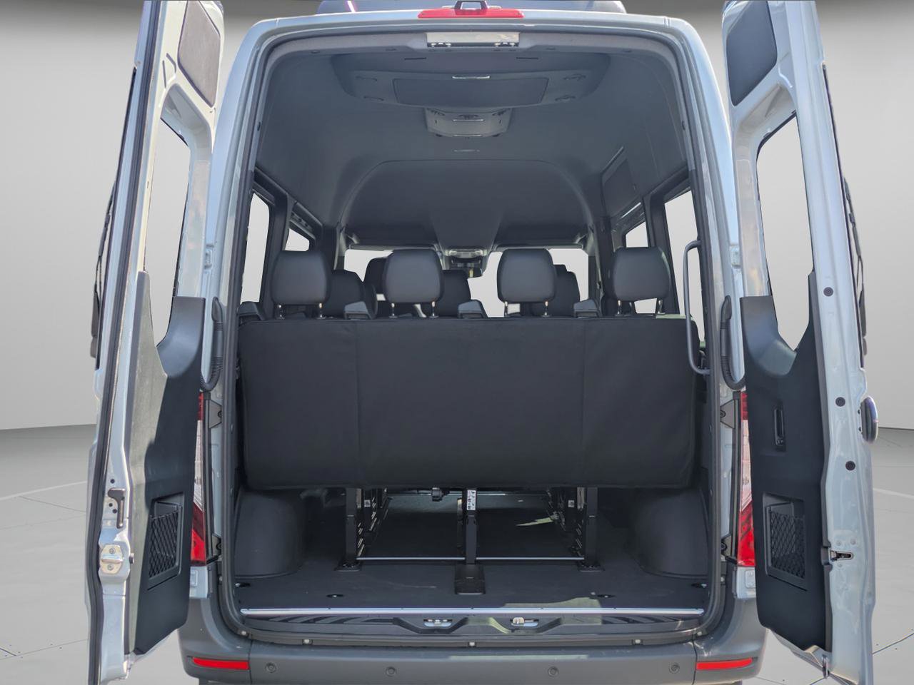 New 2025 Mercedes-Benz Sprinter 2500 image 8