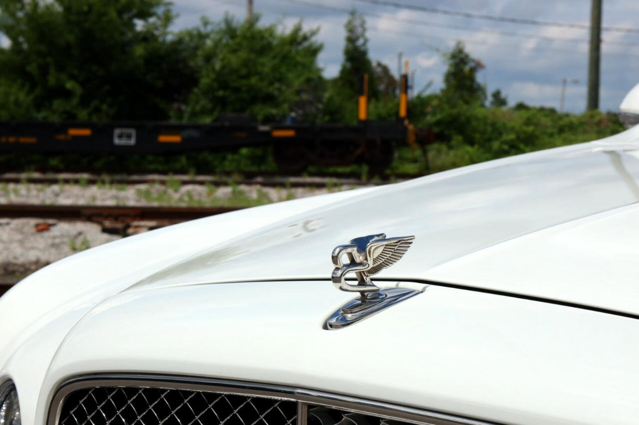 Used 2011 Bentley Mulsanne 4dr Sdn image 20