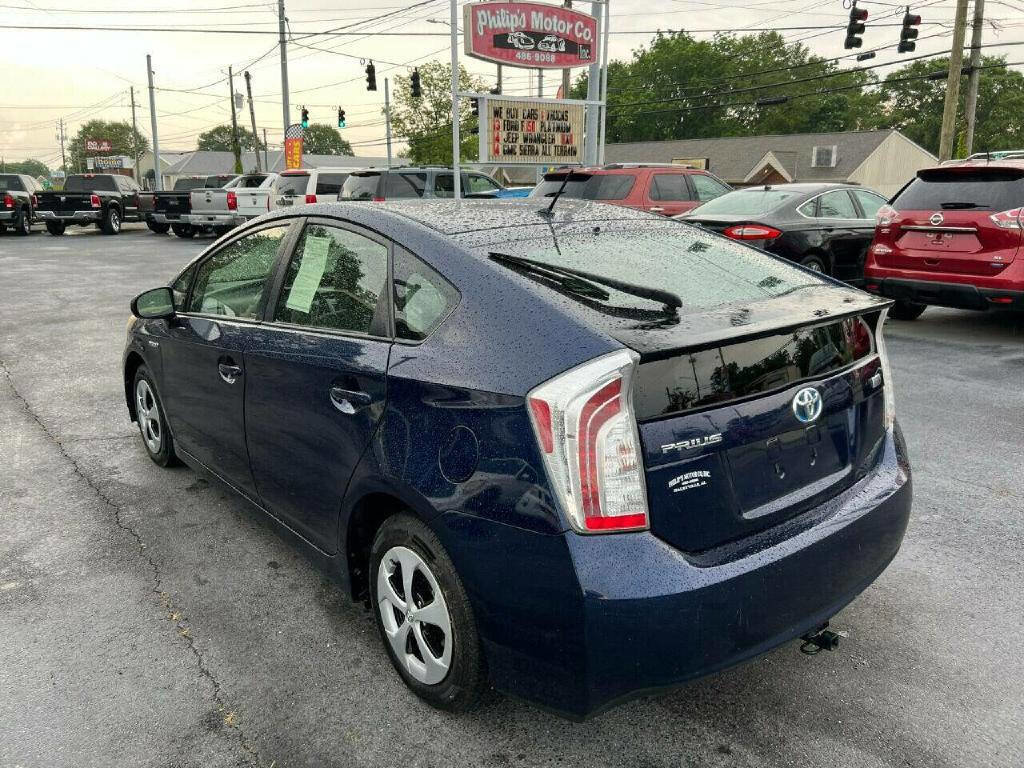 Used 2012 Toyota Prius Five image 5