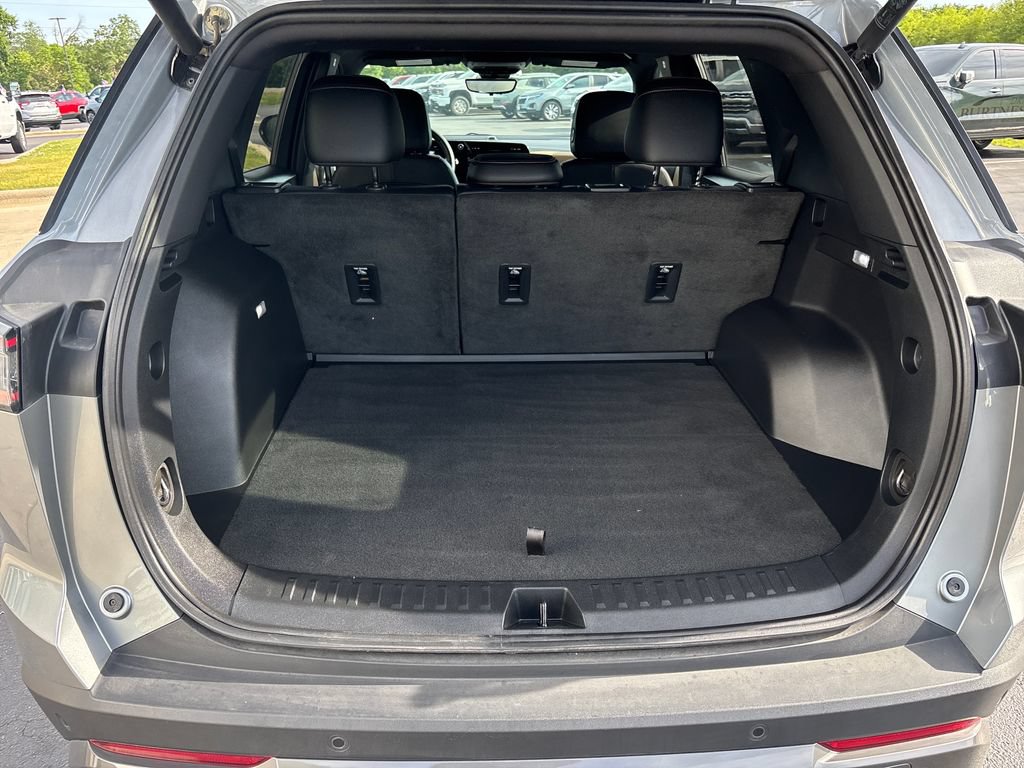 Certified 2025 Chevrolet Equinox ACTIV w/ Safety and Technology Package FWD image 28