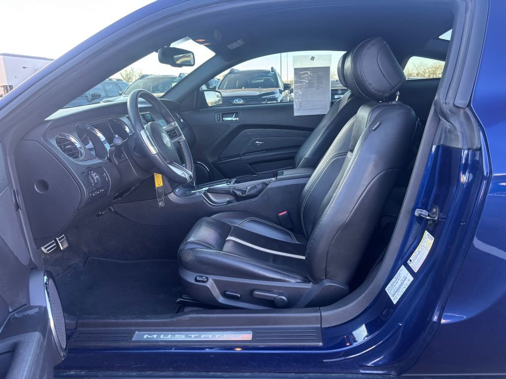 Used 2012 Ford Mustang GT Premium w/ Electronics Pkg image 3