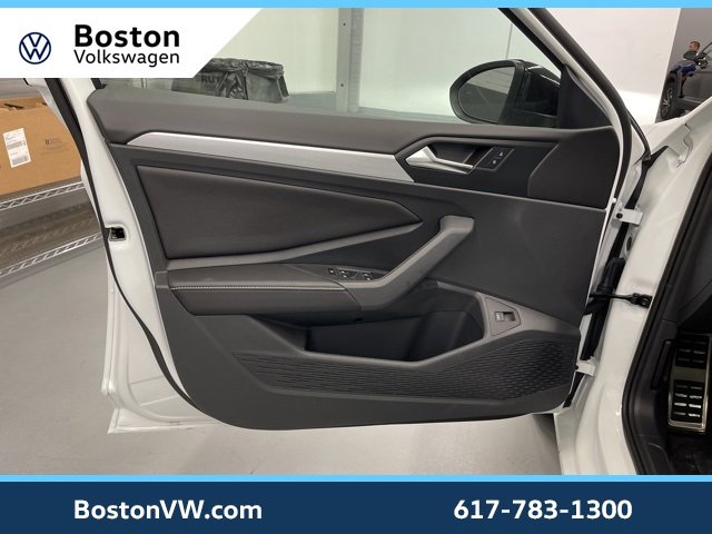 New 2025 Volkswagen Jetta Sport image 18