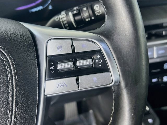 Used 2023 Kia Telluride EX w/ EX Captain's Chair Package AWD/4WD image 18