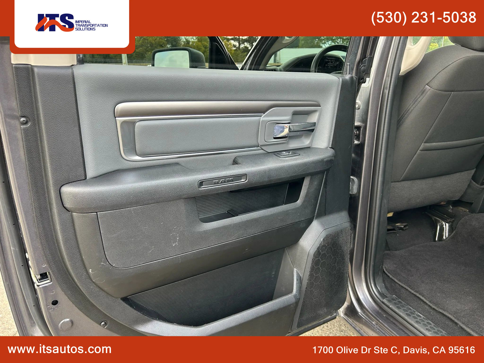 Used 2021 RAM 1500 Classic SLT image 13