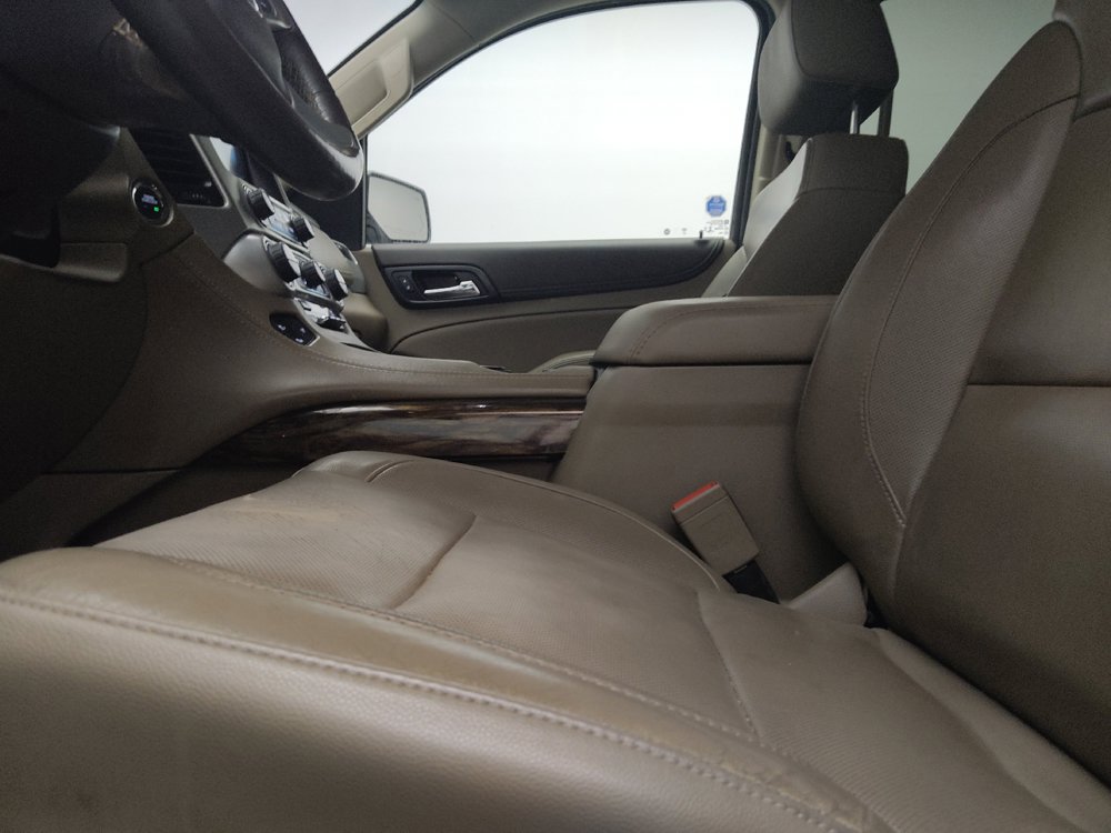 Used 2020 GMC Yukon XL SLT w/ Premium Edition RWD image 17