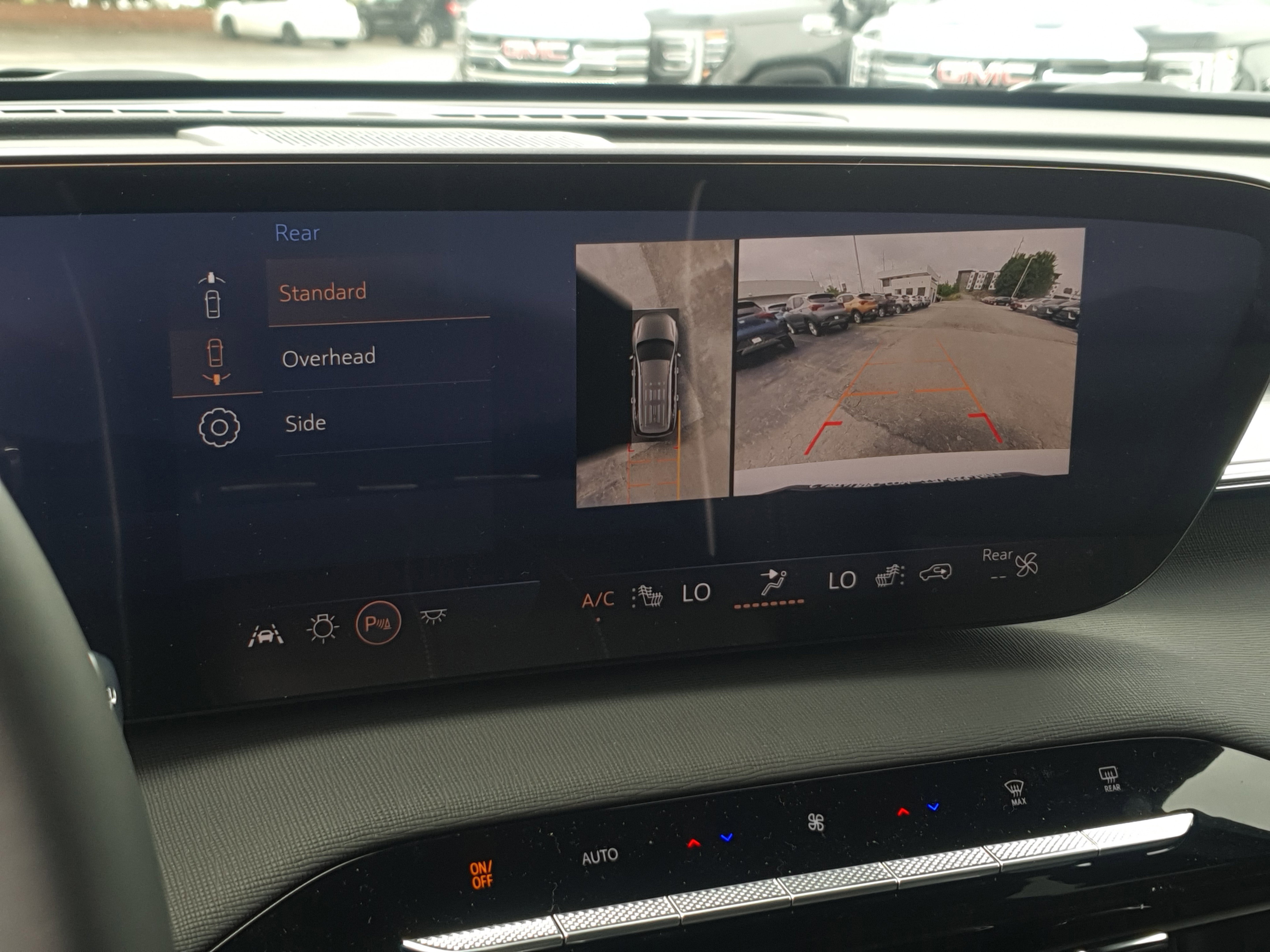 New 2025 Buick Enclave Preferred image 27