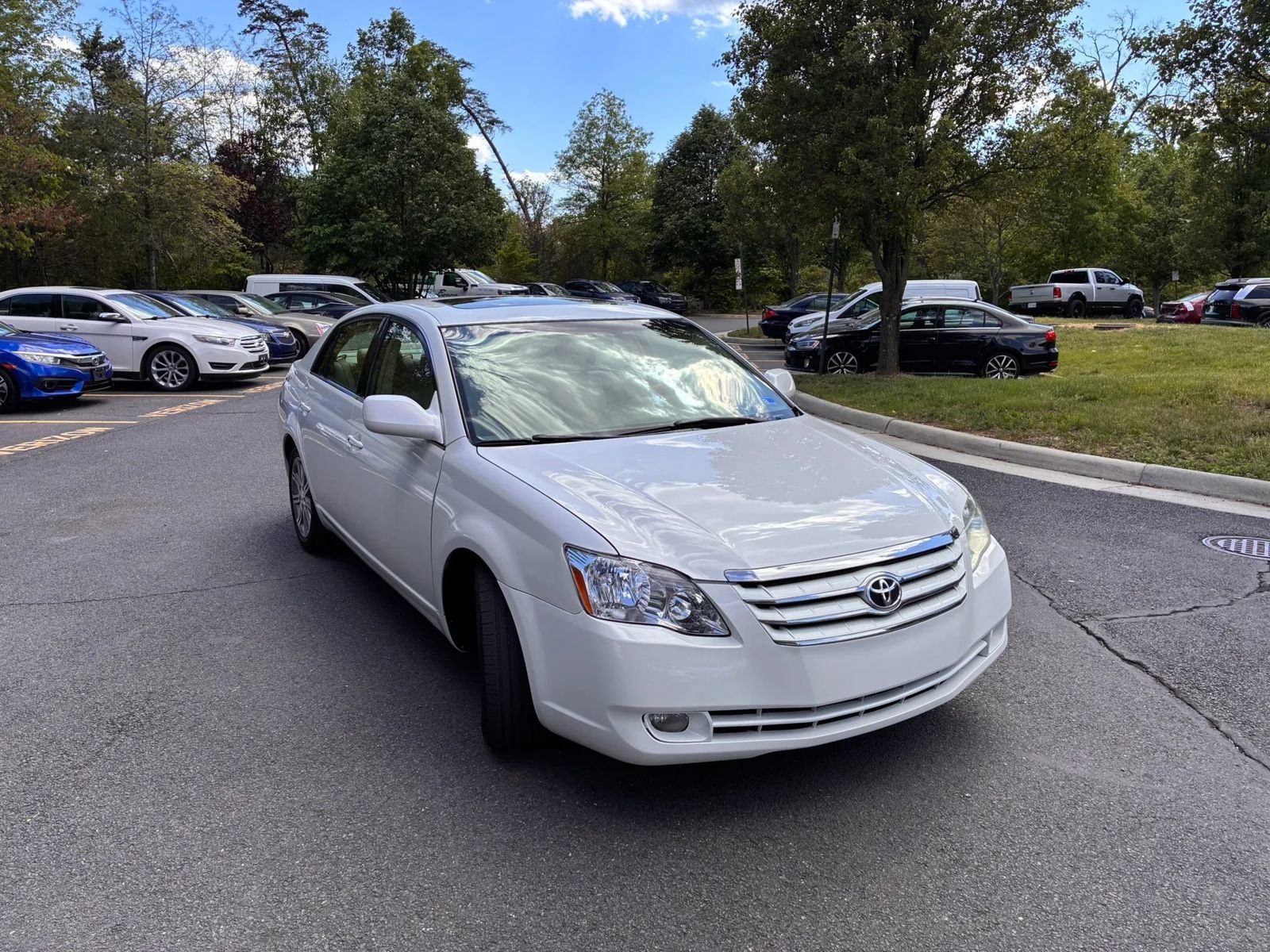 Used 2005 Toyota Avalon XL FWD image 14