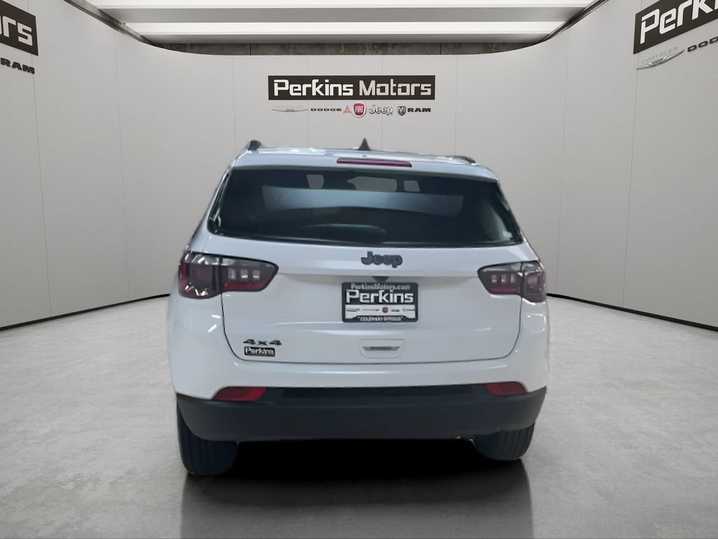 New 2026 Jeep Compass Latitude AWD/4WD image 4