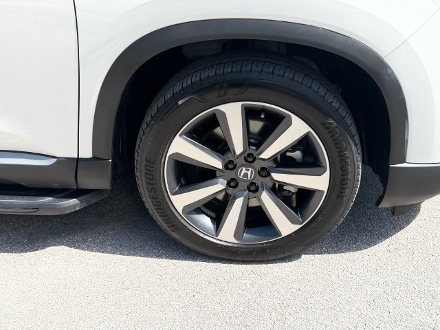 Used 2024 Honda Pilot Touring image 9