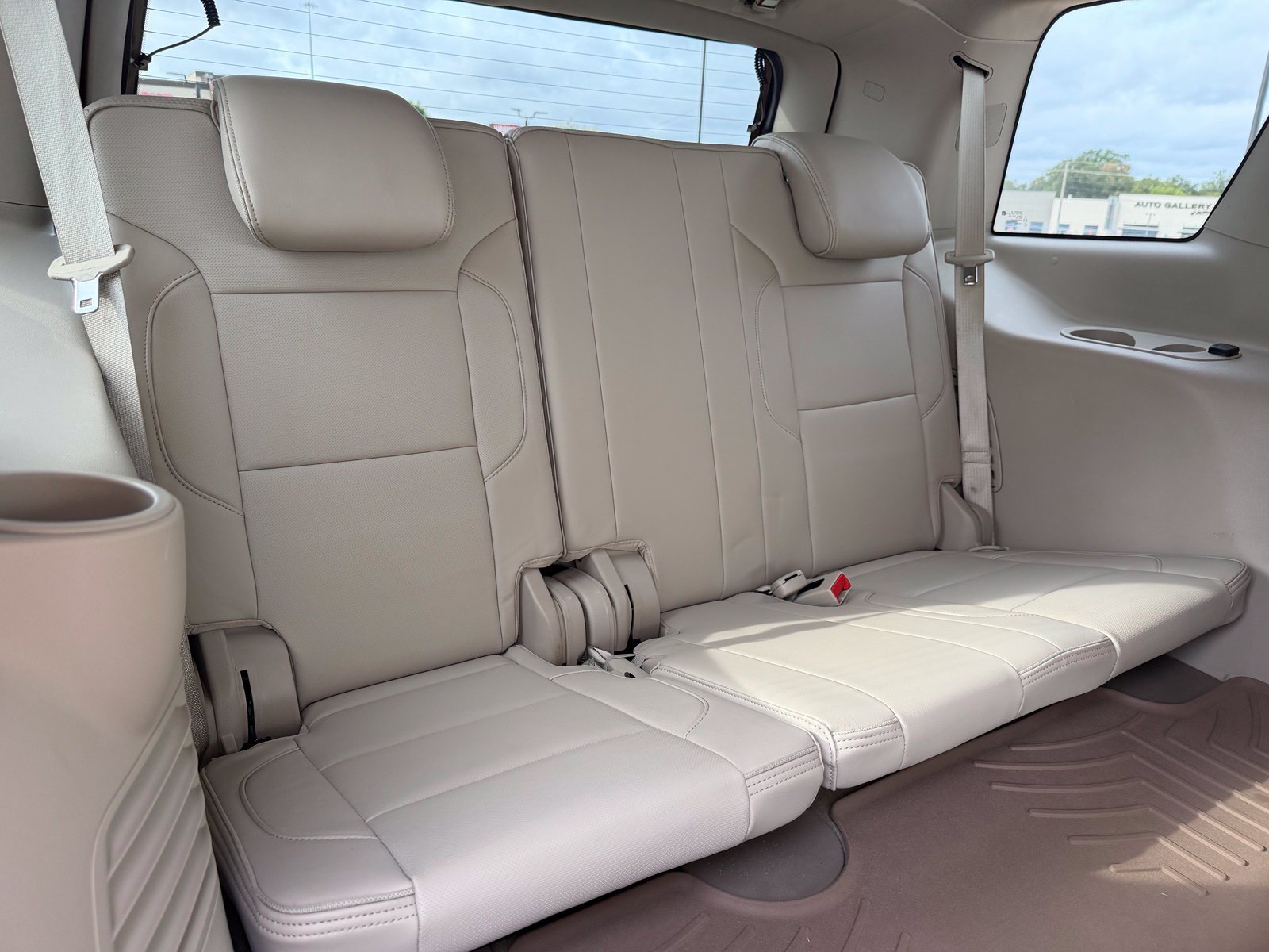 Used 2018 GMC Yukon Denali w/ Open Road Package RWD image 33