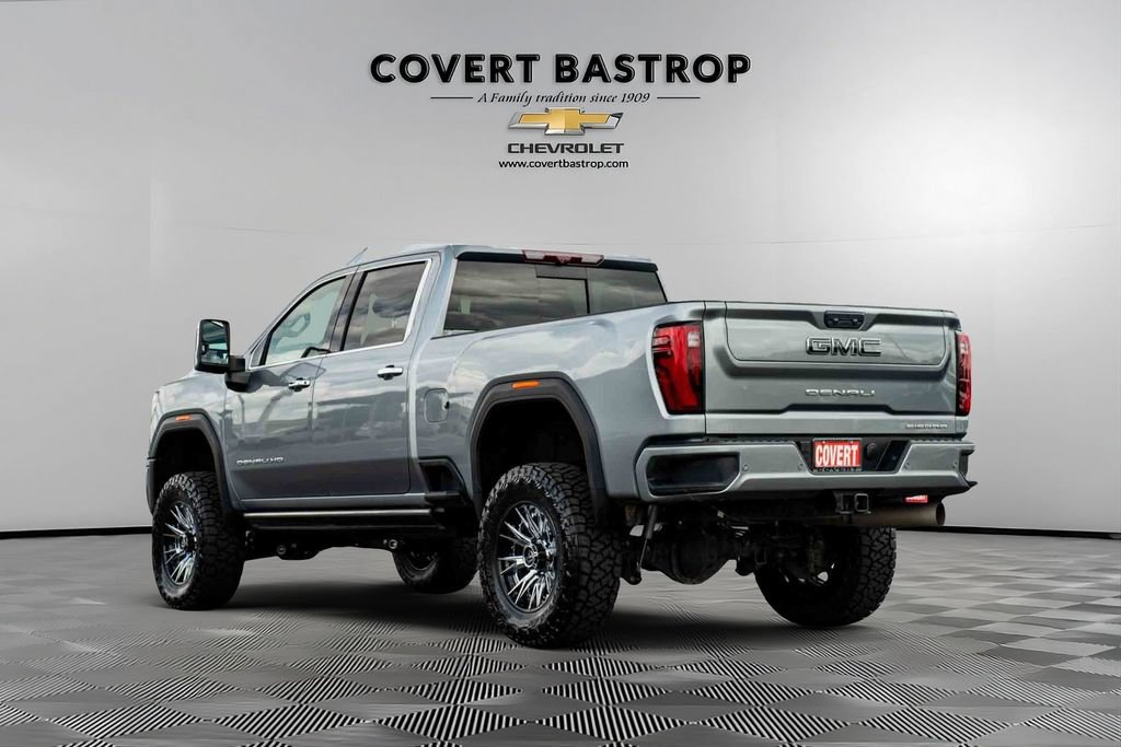 Used 2025 GMC Sierra 2500 Denali Ultimate AWD/4WD image 3